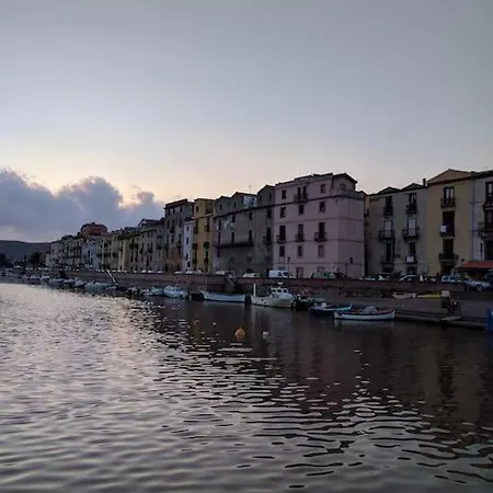 Appartamento Bosa * بوسا